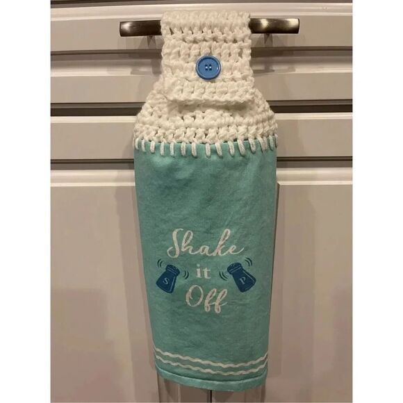 Crochet Top Kitchen Towel- Shake It Off (Salt And Pepper Shakers) - Picture 3 of 3